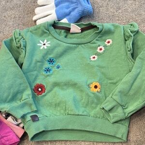 Kids Green Floral Embroidered Sweatshirt